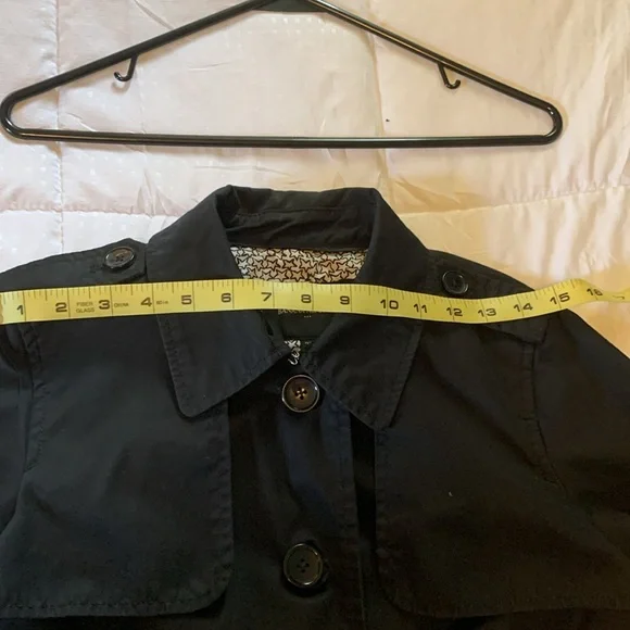 Banana Republic petite Trench Coat - Picture 11 of 16